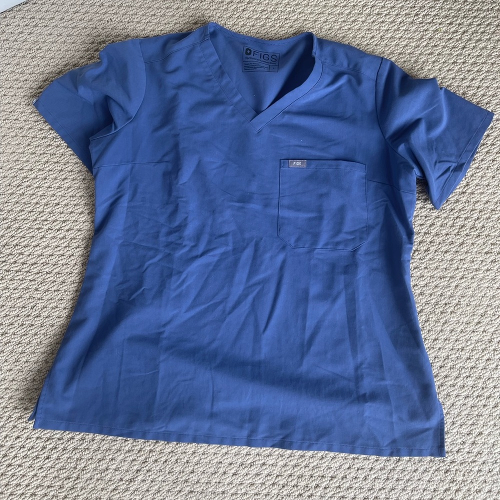 FIGS Catarina Top BIG SKY